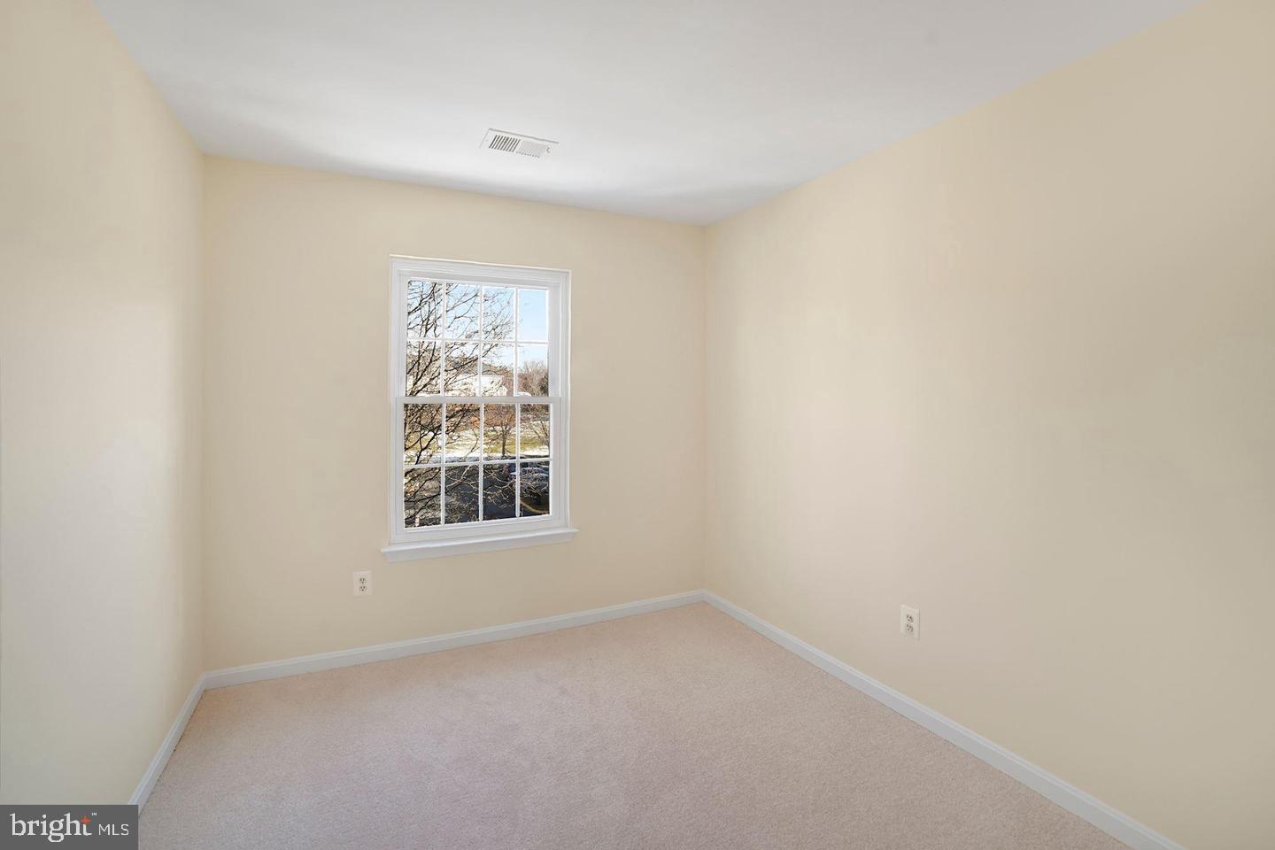 RIDGEFIELD - Residential Lease