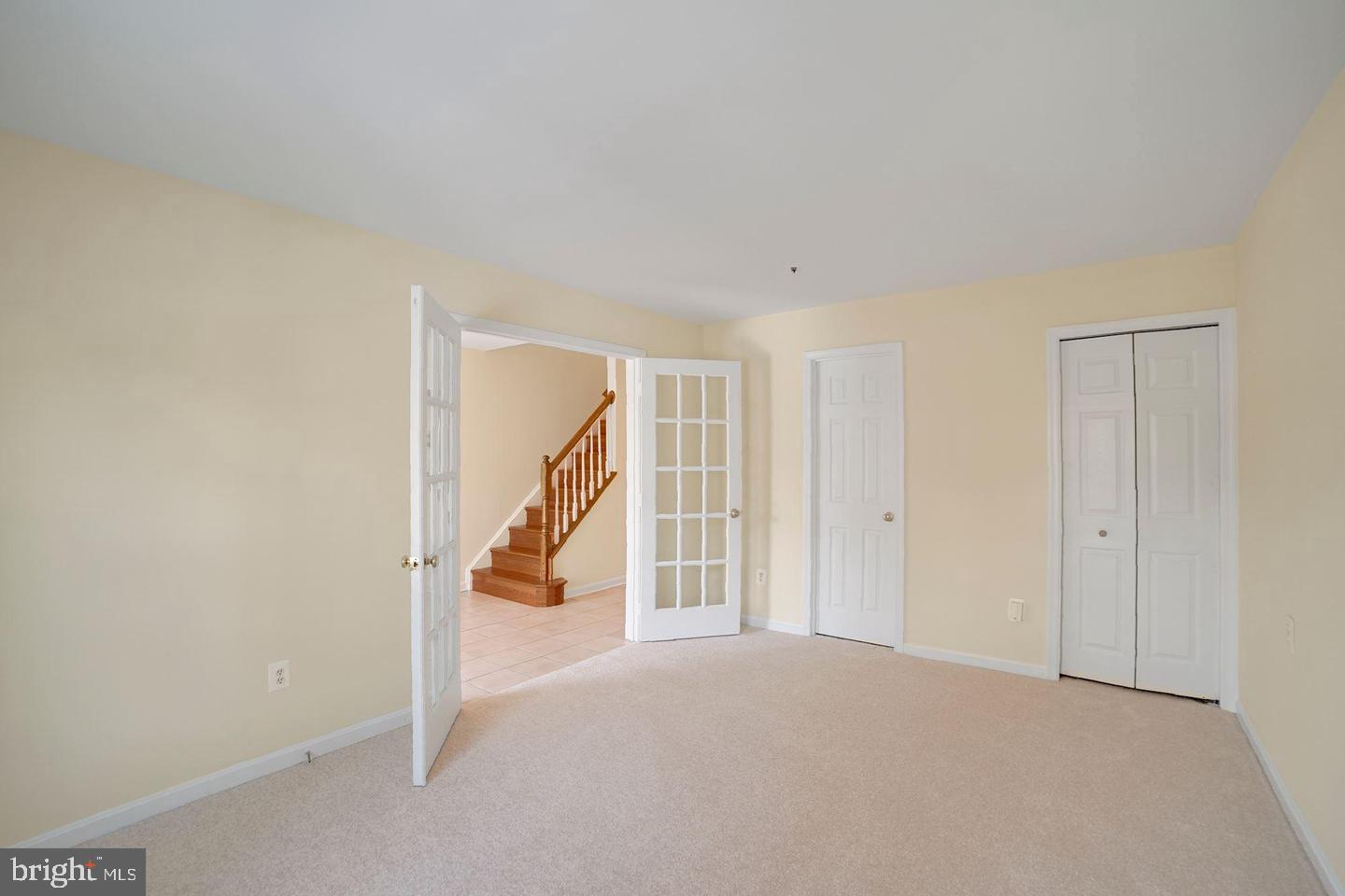 RIDGEFIELD - Residential Lease