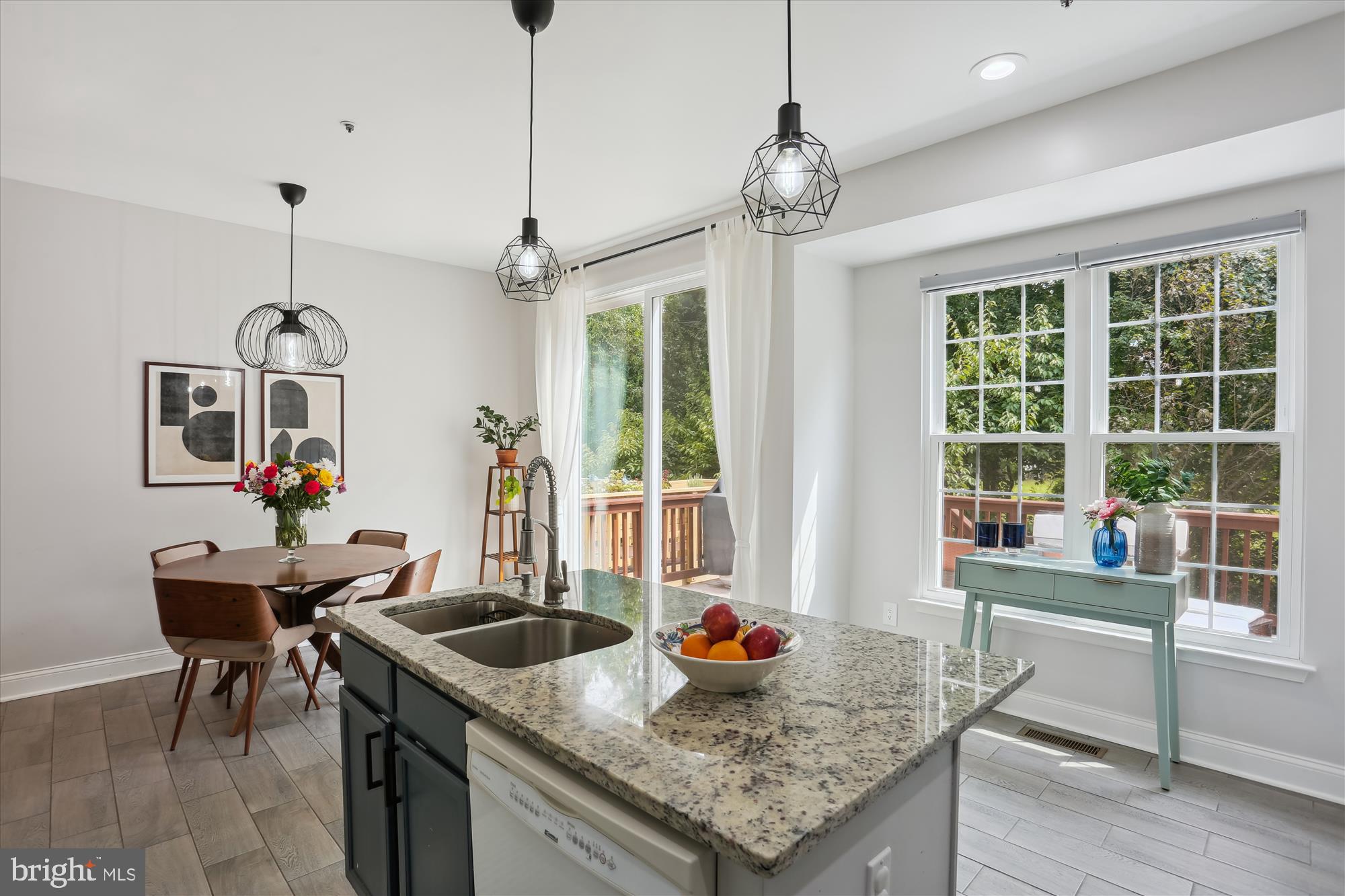 RIDGEFIELD - Residential Lease