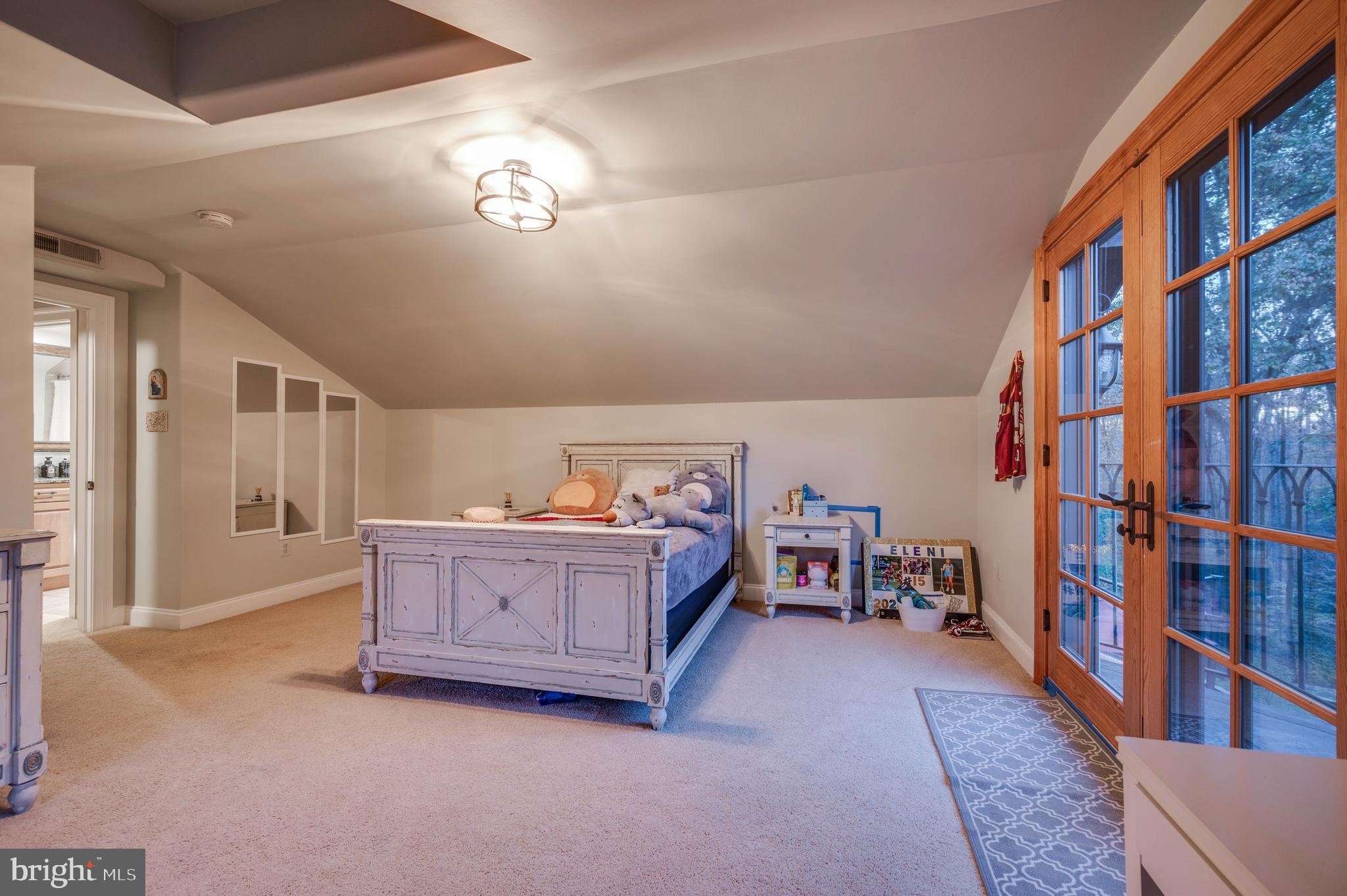 HEMLOCK HILL FARMS - Residential