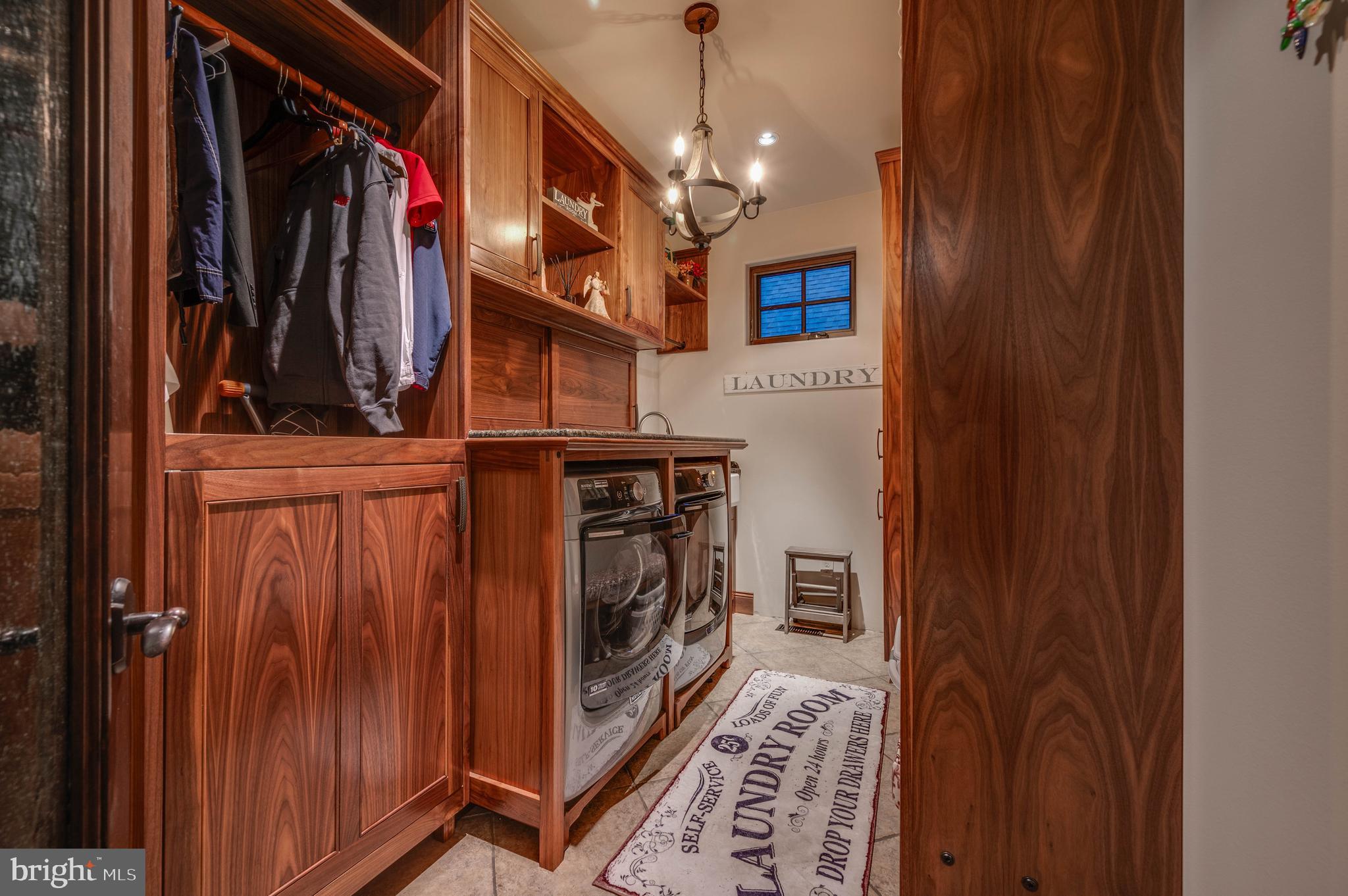 HEMLOCK HILL FARMS - Residential