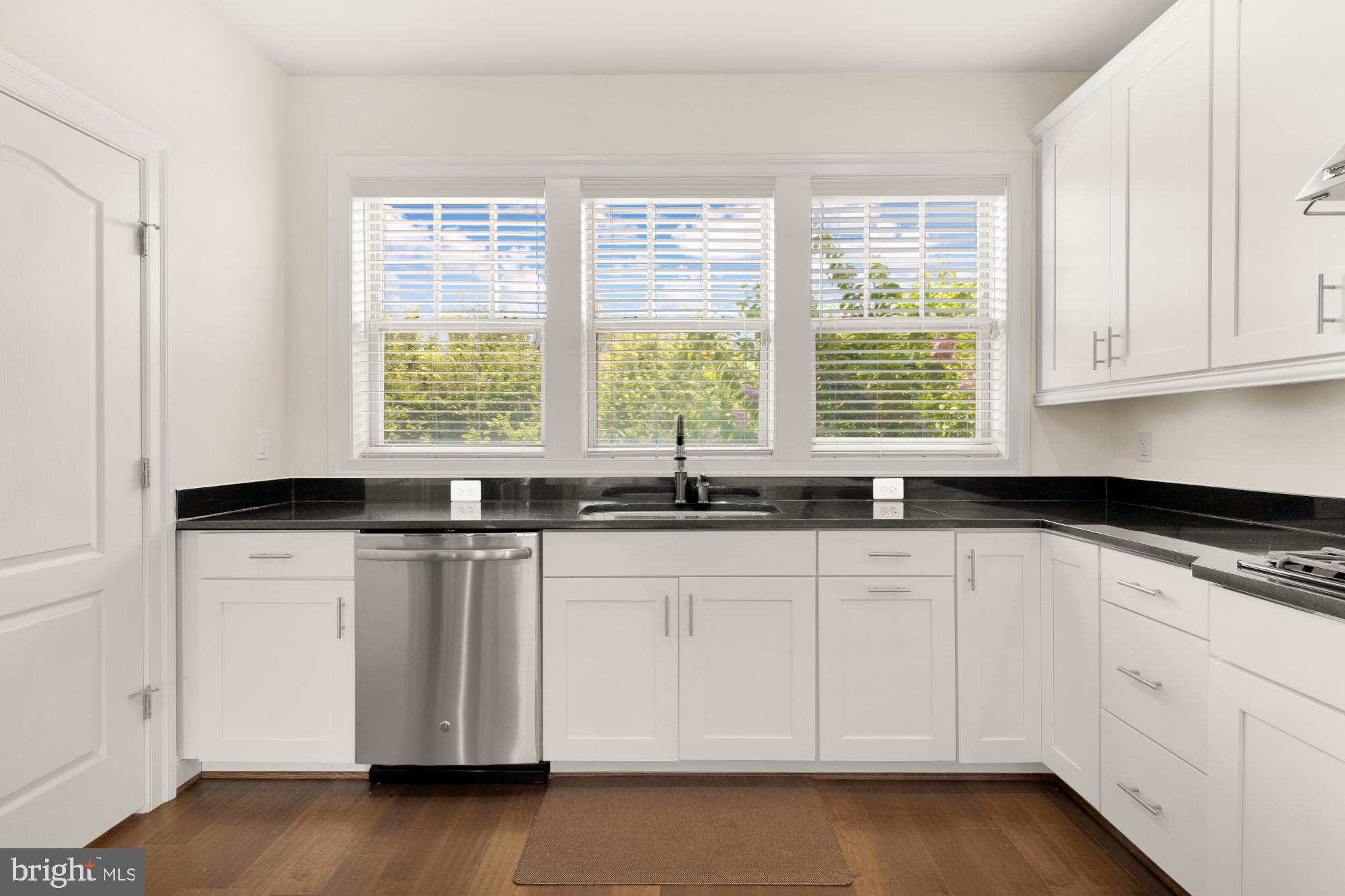 POTOMAC OVERLOOK CONDO - Residential