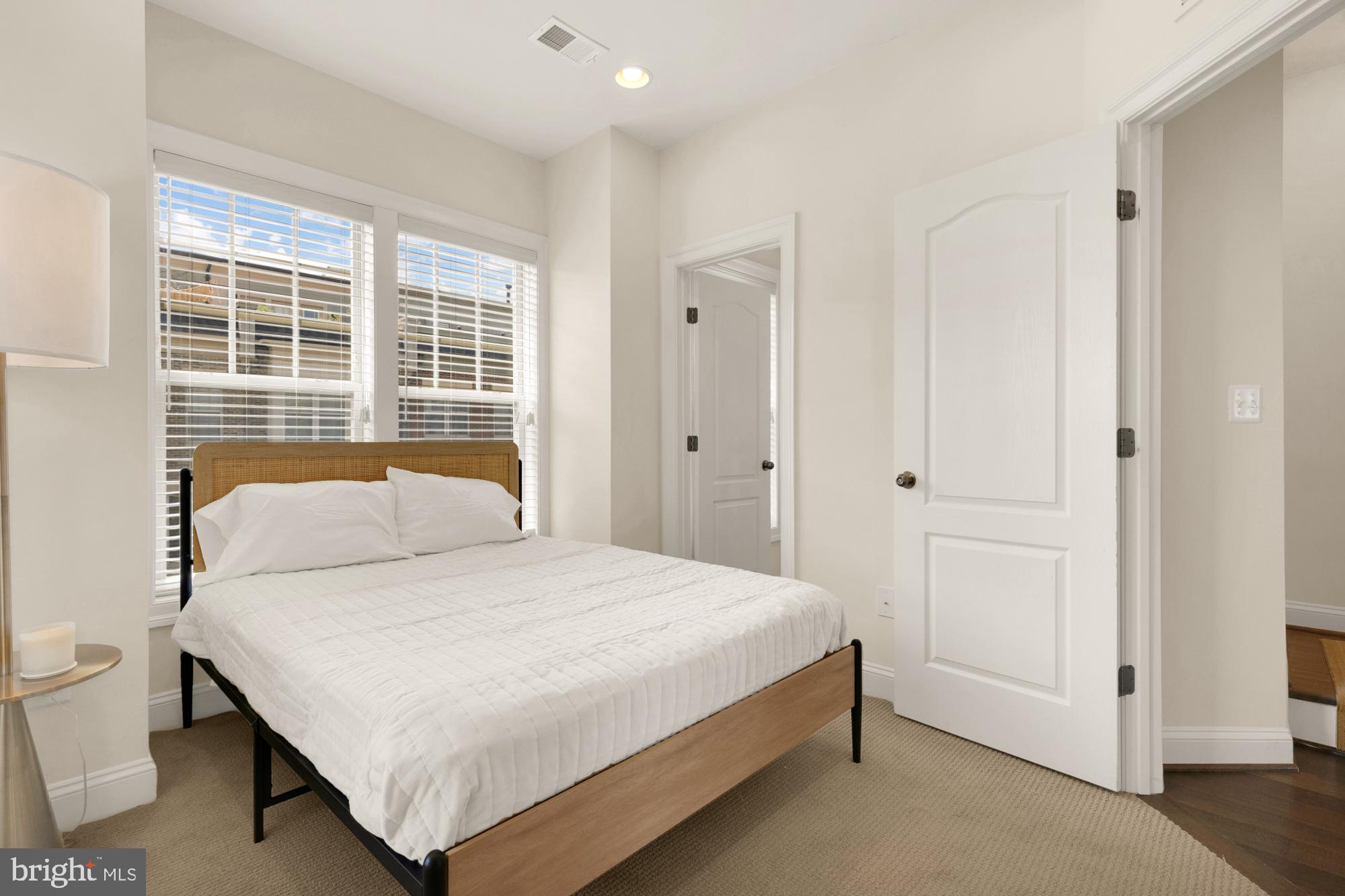 POTOMAC OVERLOOK CONDO - Residential