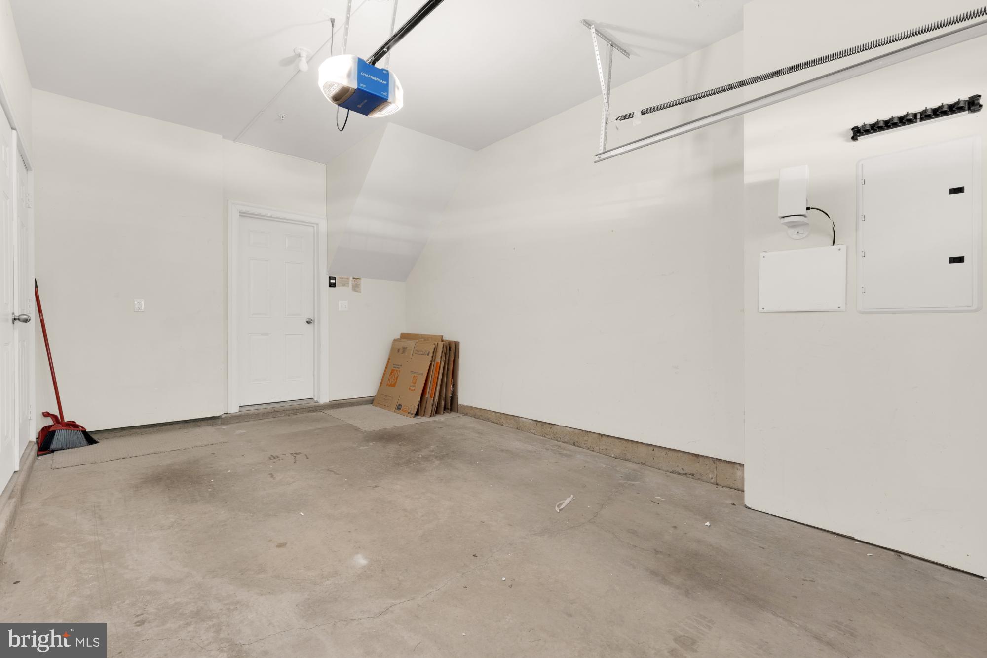 POTOMAC OVERLOOK CONDO - Residential