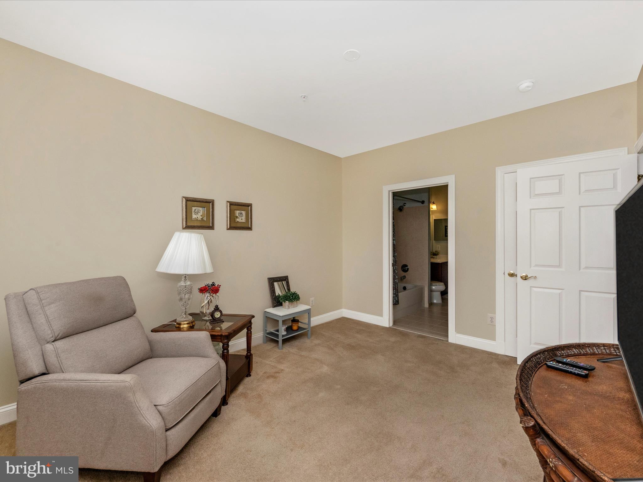 SEVERNA PARK GATEWAY VILLAGE - Residential