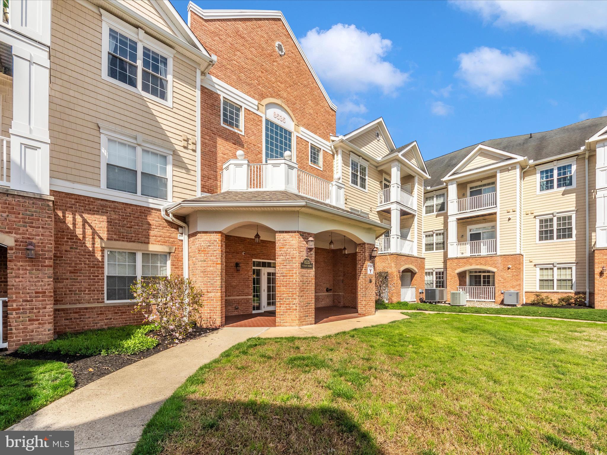 SEVERNA PARK GATEWAY VILLAGE - Residential