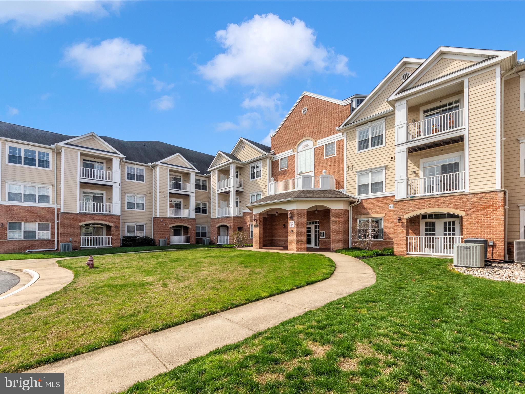 SEVERNA PARK GATEWAY VILLAGE - Residential