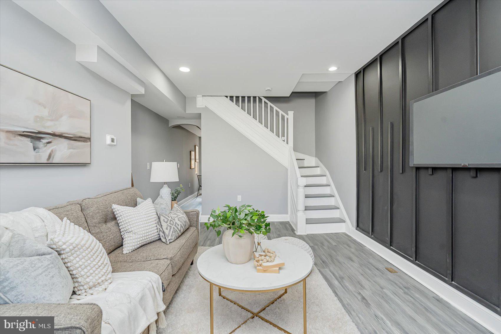 OLD GOUCHER - Residential