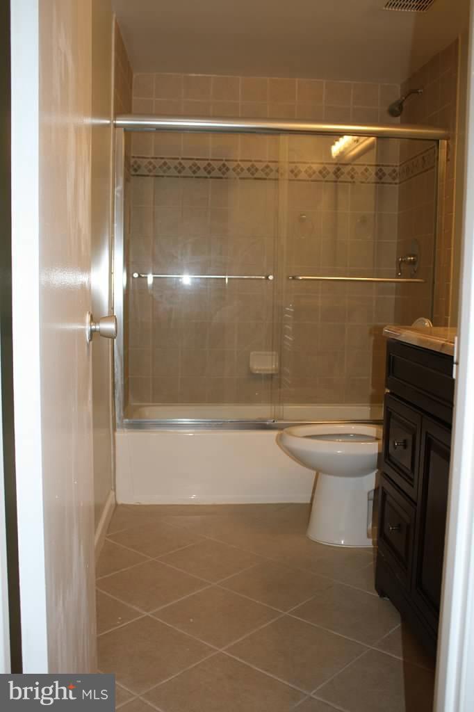 PARK SPRING - Residential Lease