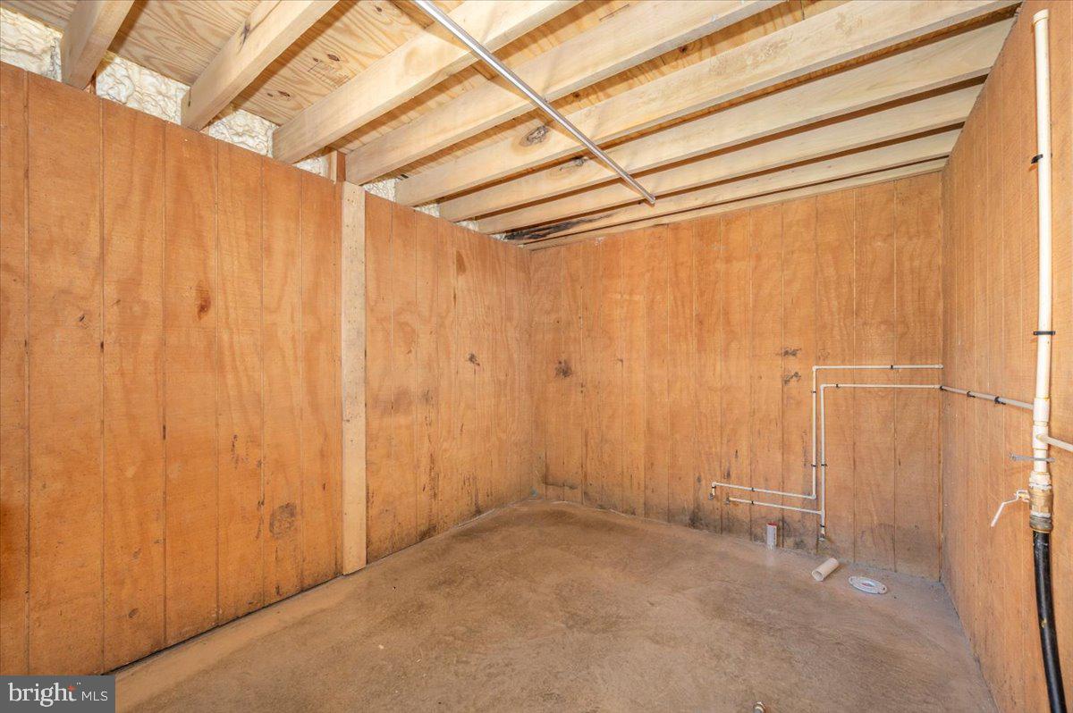 845 RIDGE ROAD