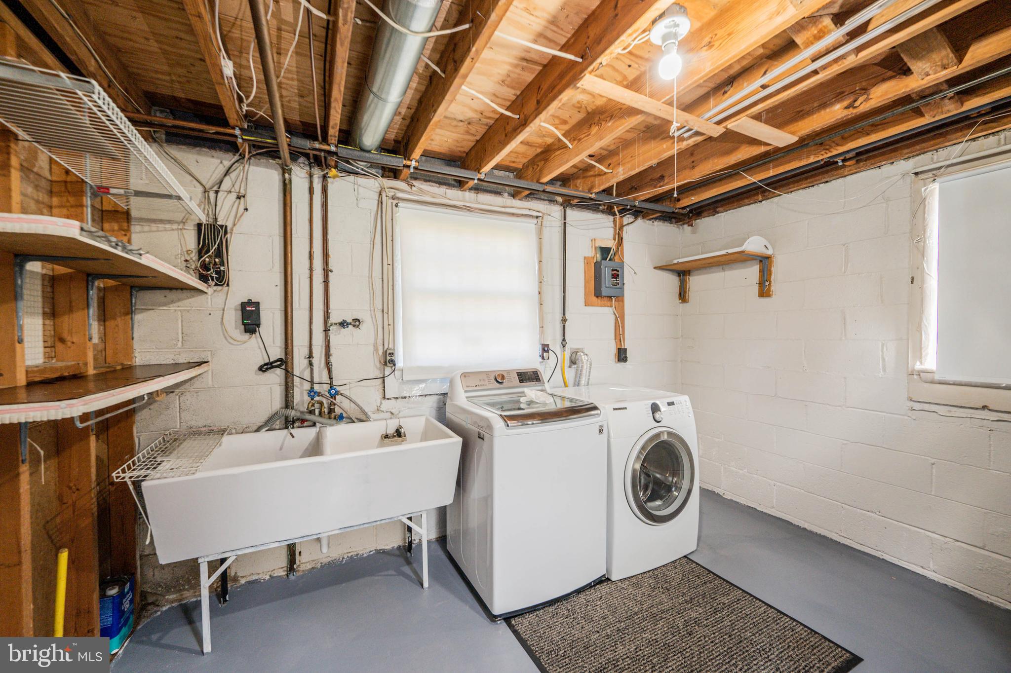 WOODBERRY FOREST - Residential