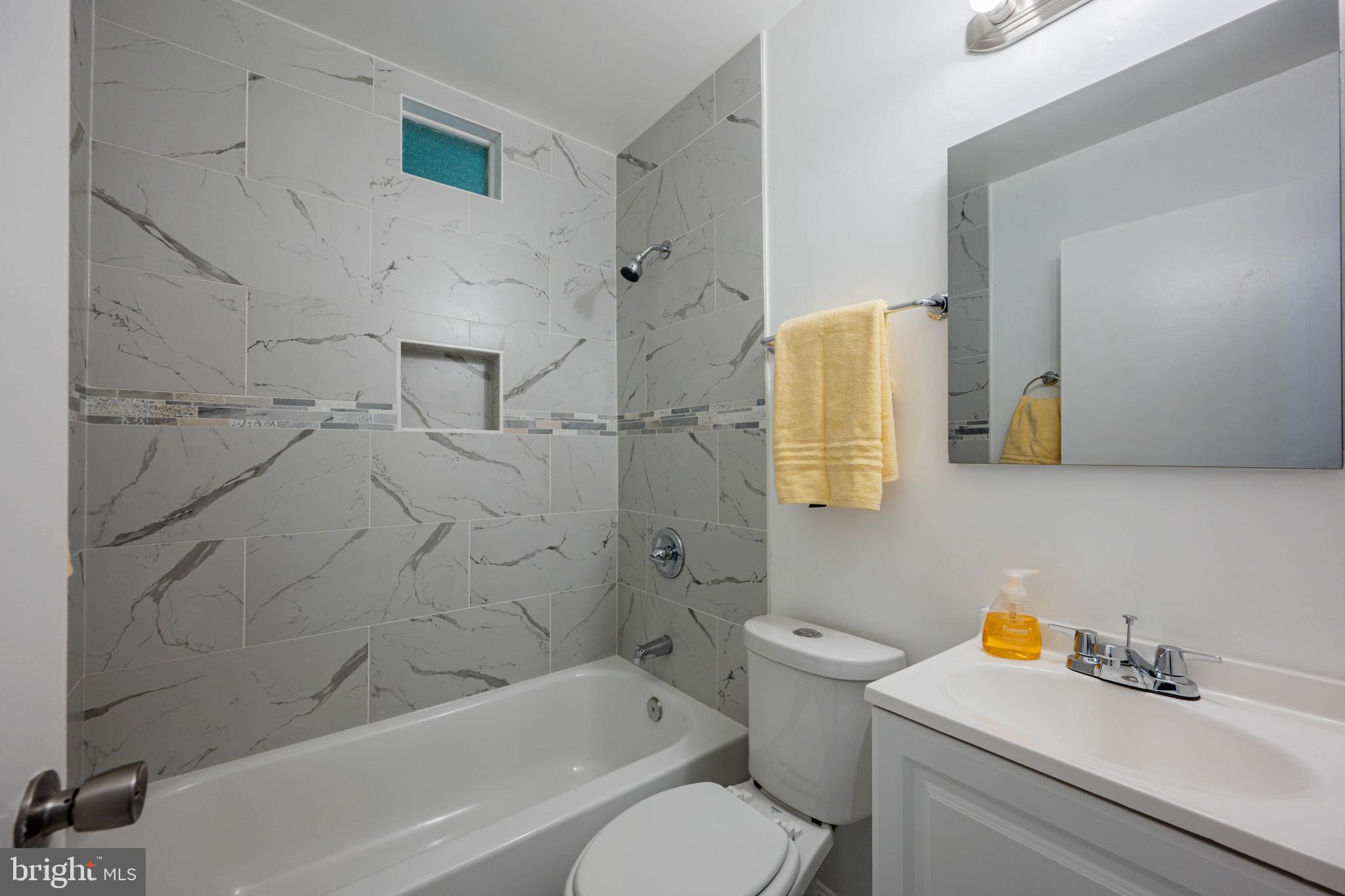 WOODBERRY FOREST - Residential