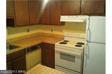 TREETOP CONDO - Residential