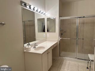 CAMERON GROVE CONDO IV> - Residential