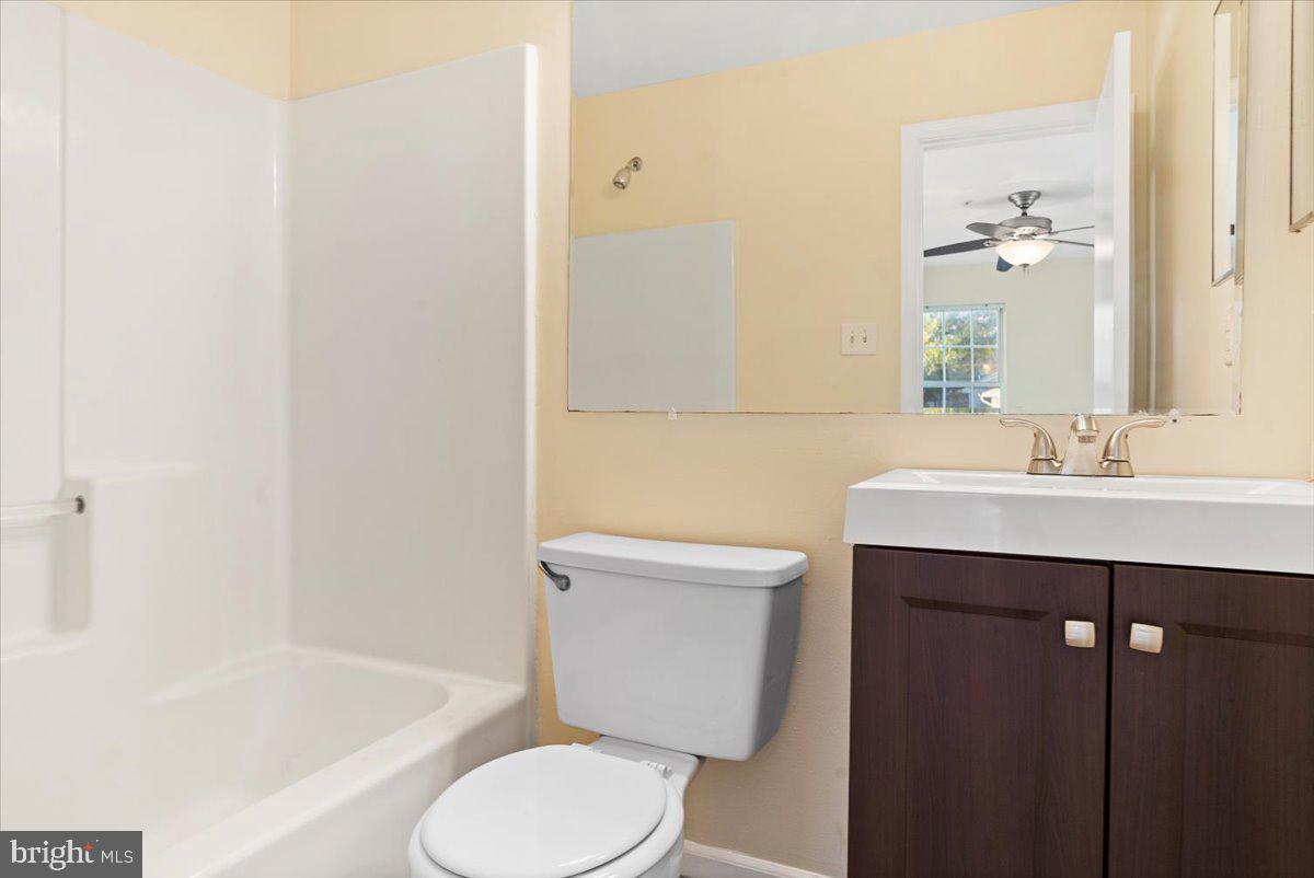 LONDON WOODS - Residential