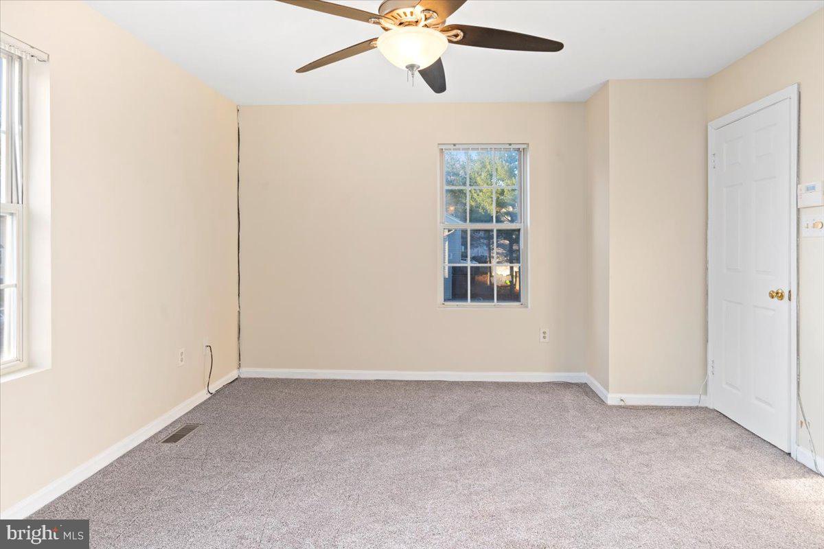 LONDON WOODS - Residential