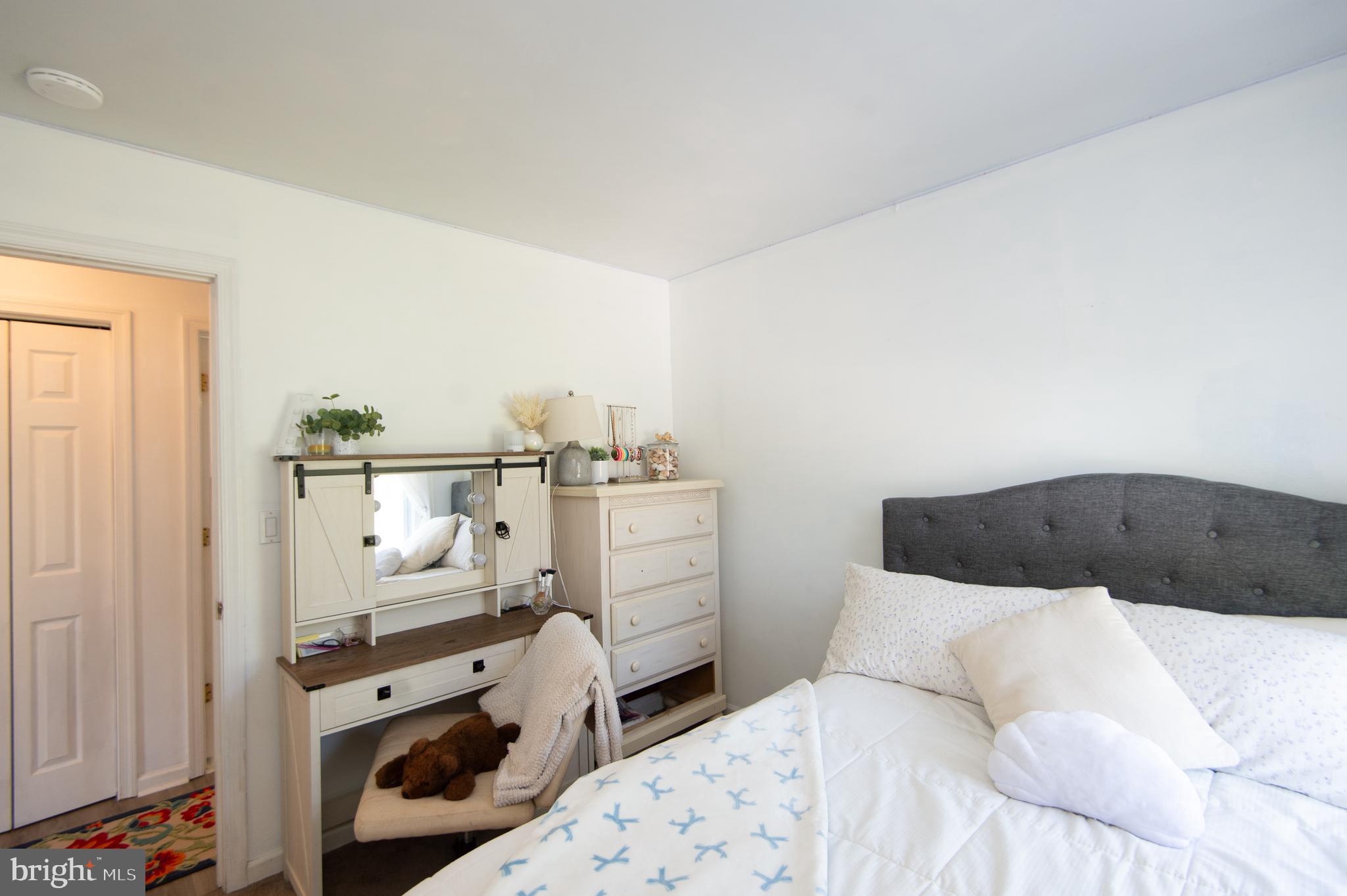 BROMWELLS ADVENTURE - Residential