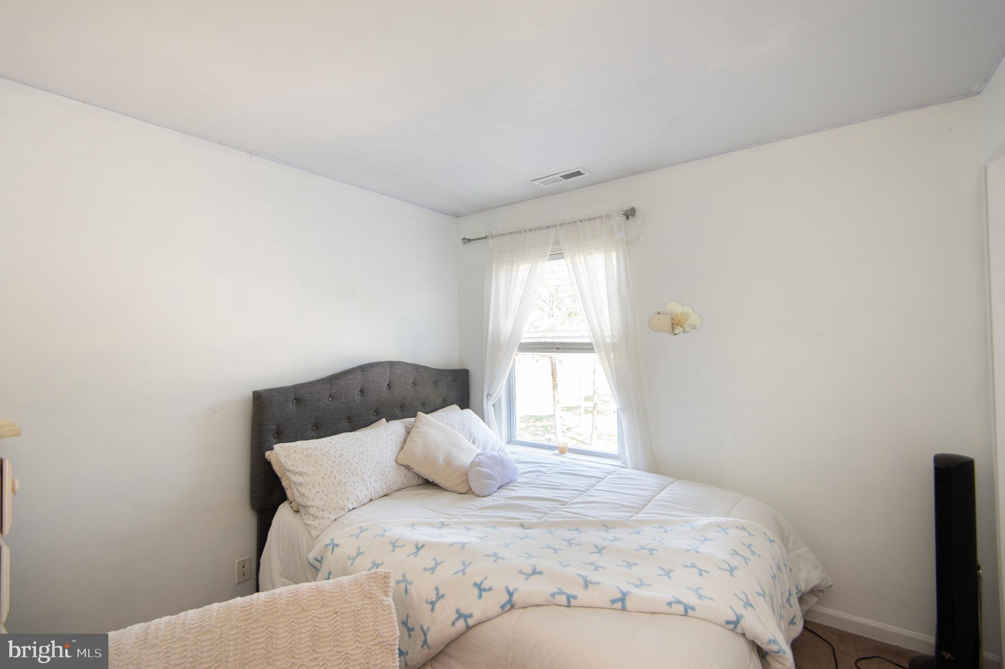 BROMWELLS ADVENTURE - Residential