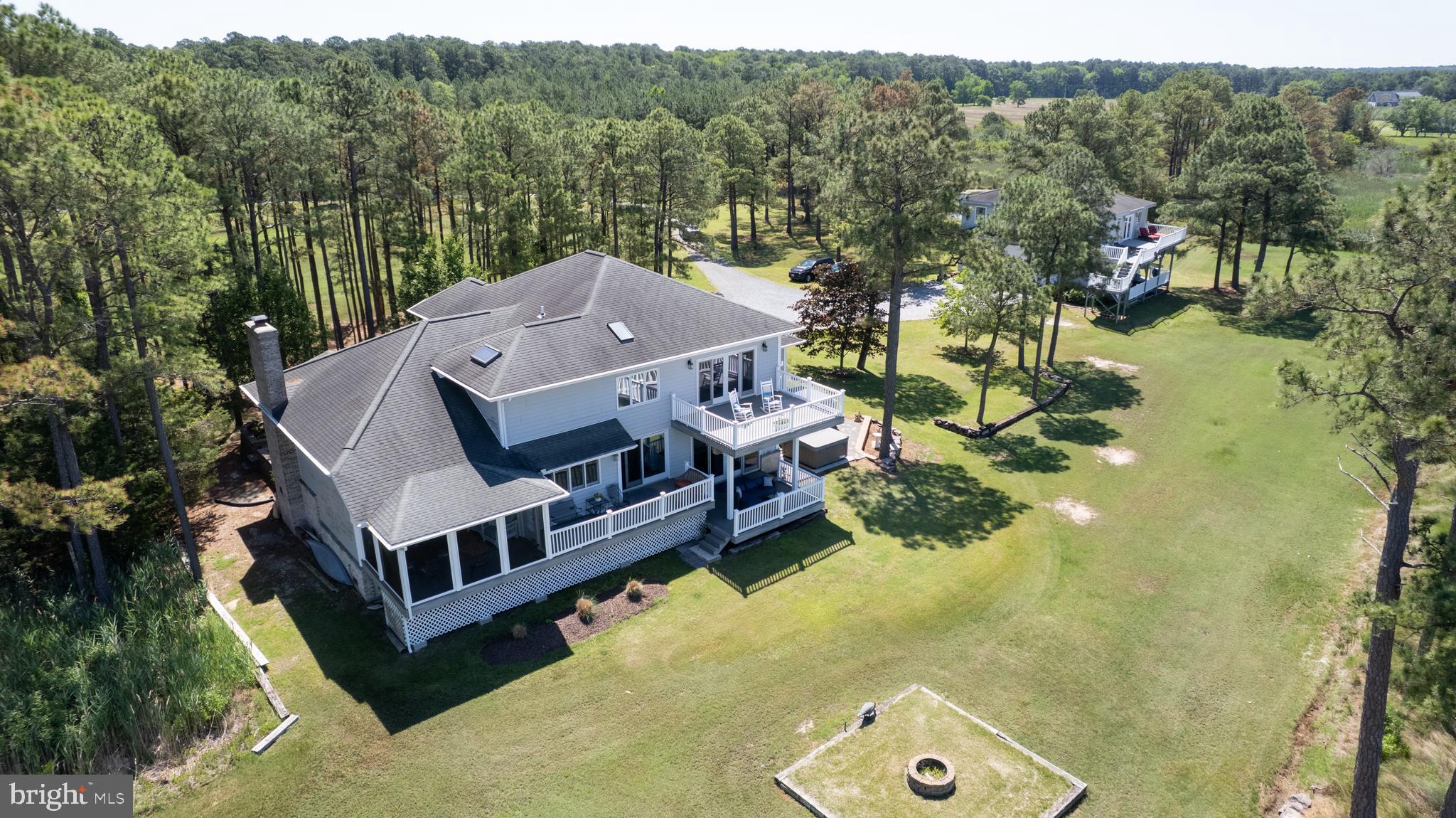 BROMWELLS ADVENTURE - Residential