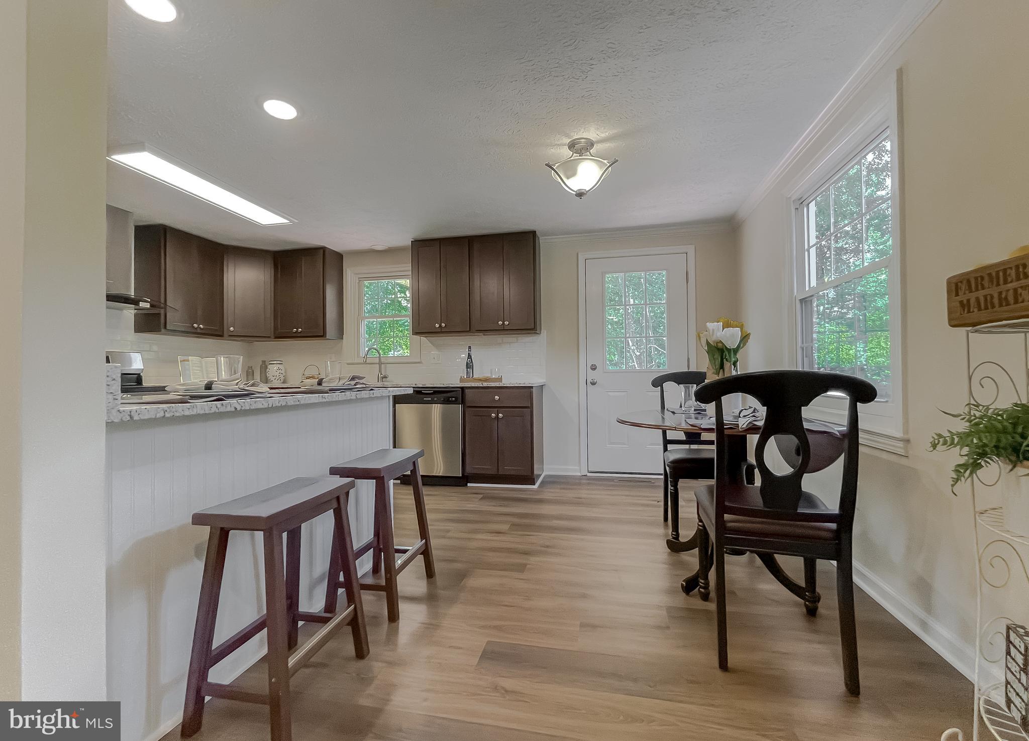 BAYBERRY EST. - Residential Lease