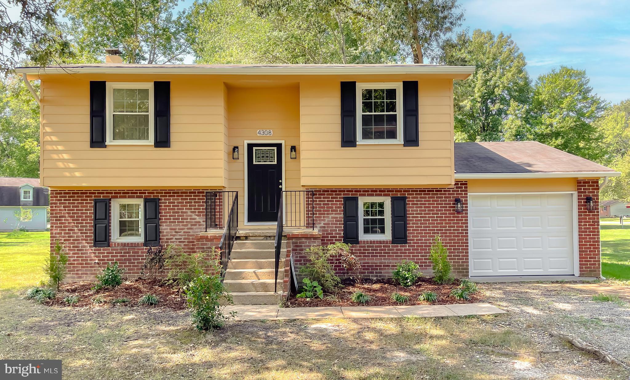 BAYBERRY EST. - Residential Lease