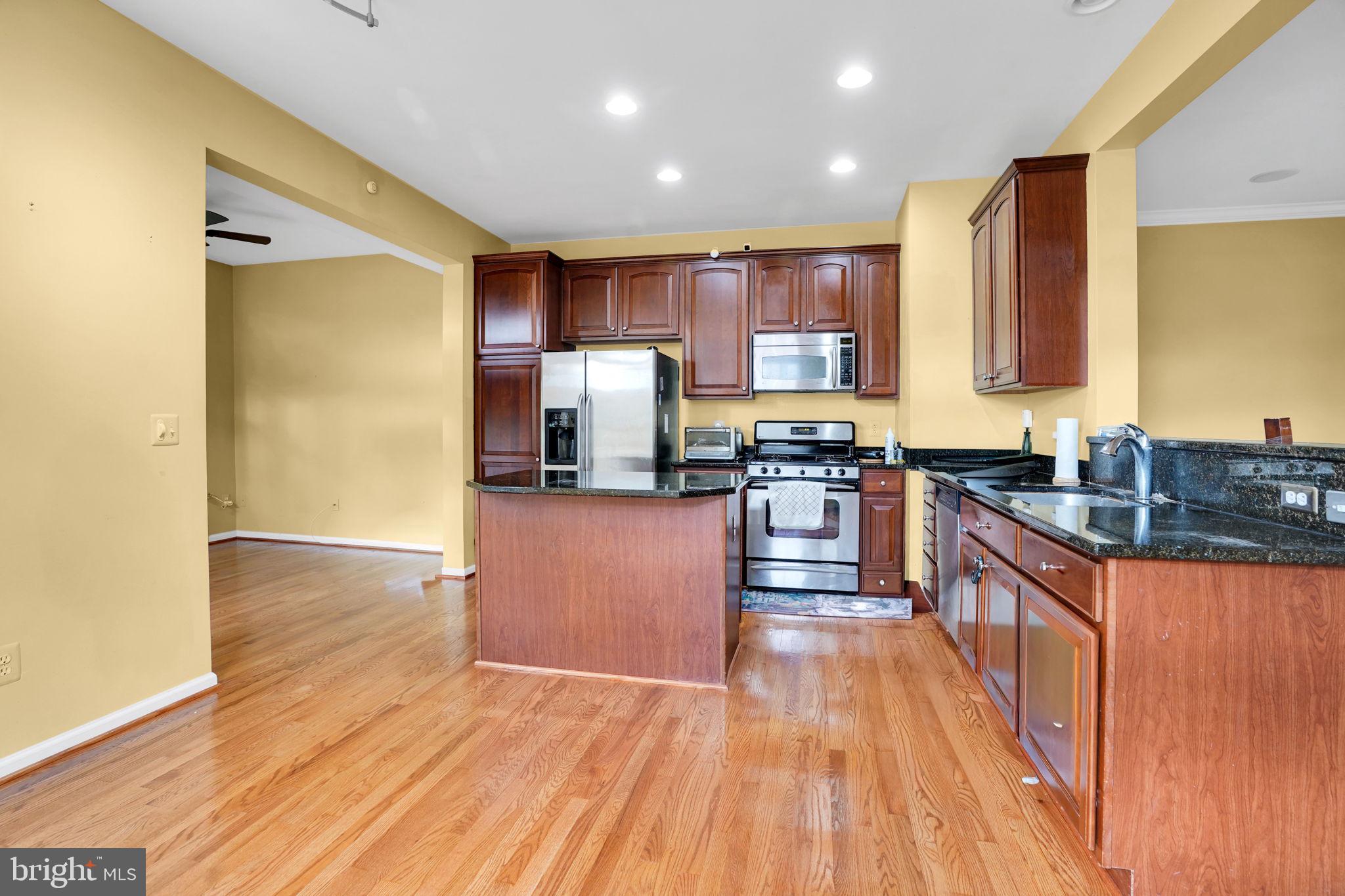 4707 LAURIEFROST COURT