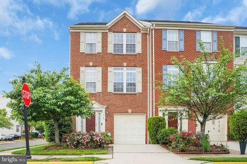 Photo of 4707 Lauriefrost Court, ALEXANDRIA, VA 22309 (MLS # VAFX2315456)