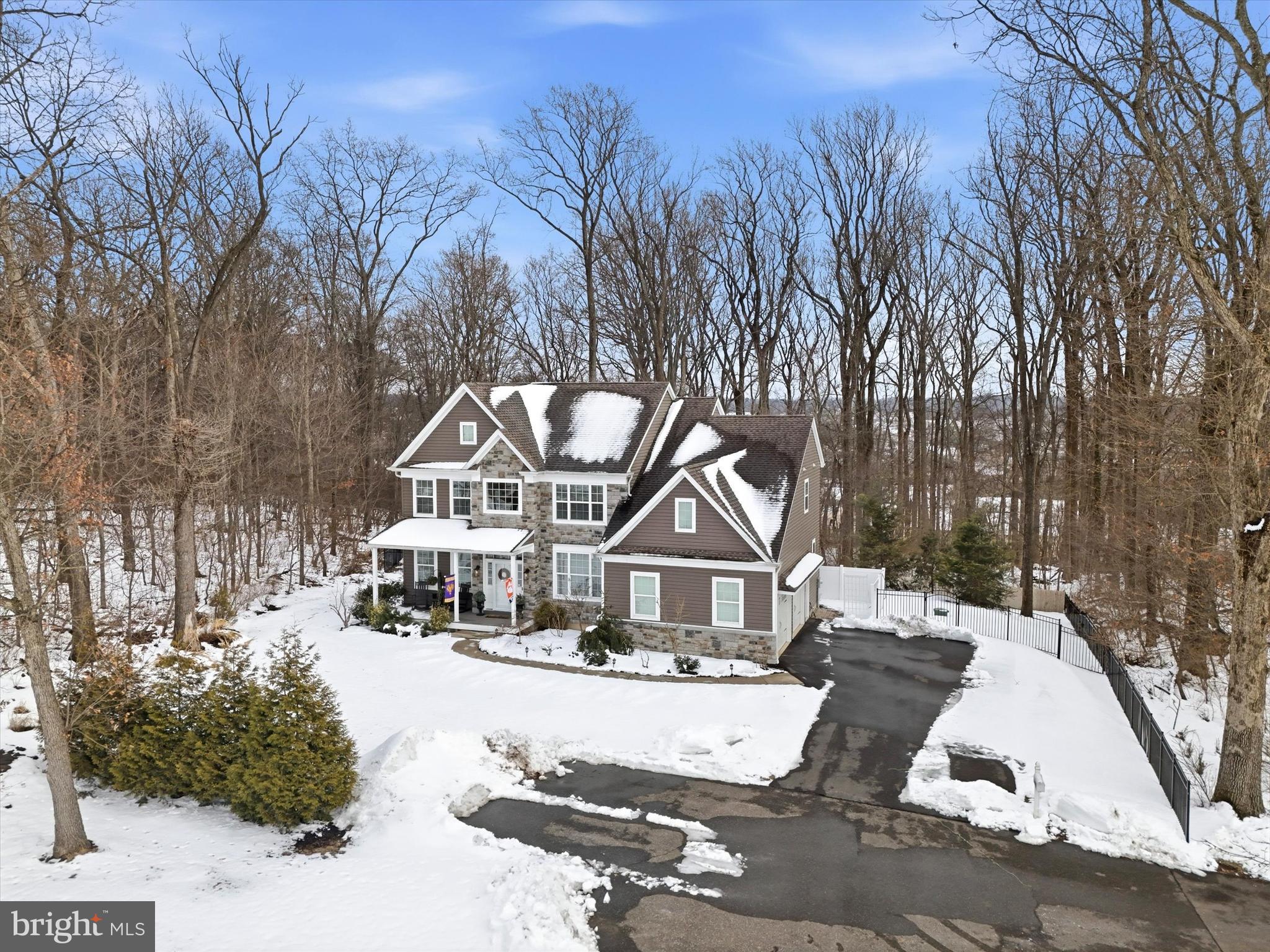 CARRIAGE HILL - Residential