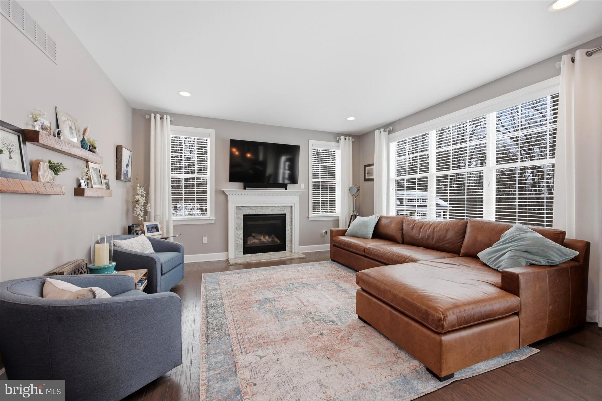 CARRIAGE HILL - Residential