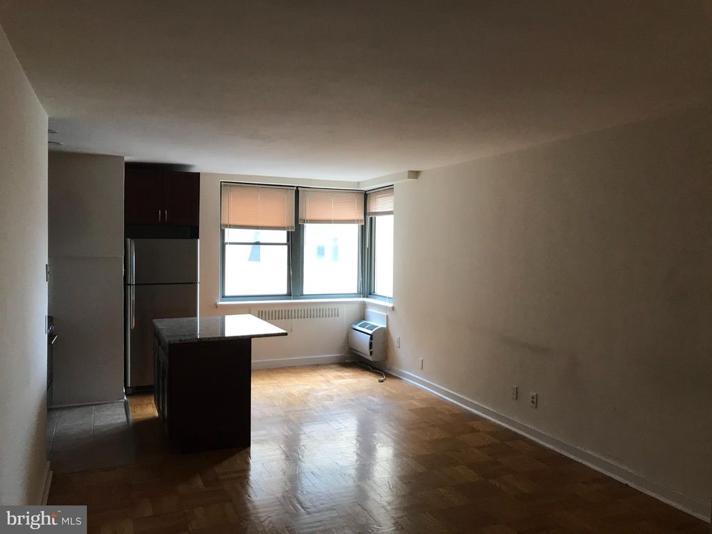 Photo of 2601 Pennsylvania Avenue #1027, PHILADELPHIA, PA 19130 (MLS # PAPH2565308)