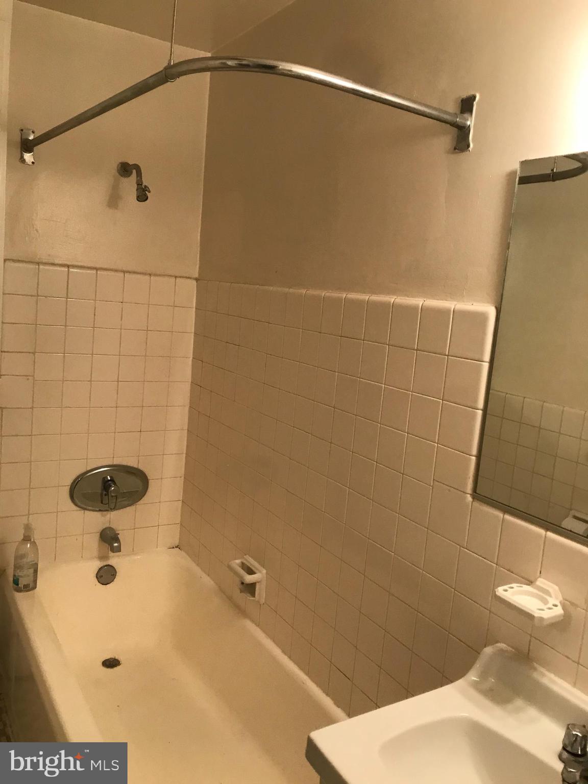 2601 PENNSYLVANIA AVENUE 1027