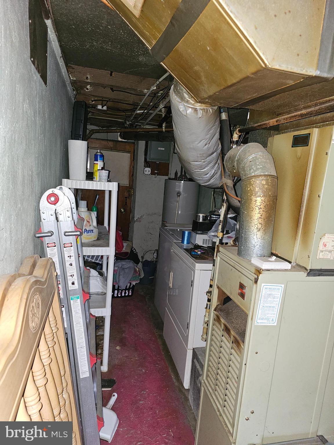 LAWNCREST - Residential