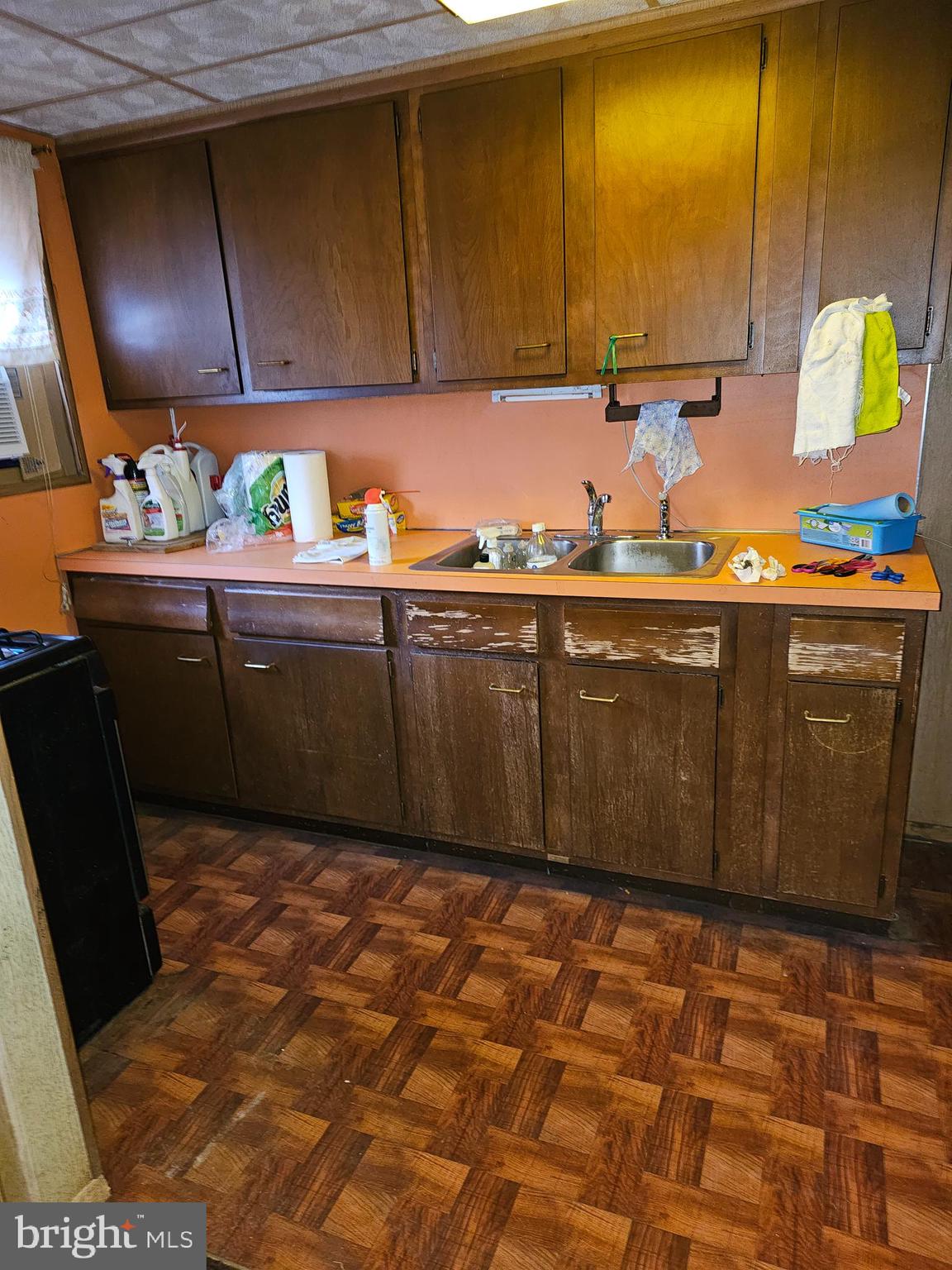 LAWNCREST - Residential