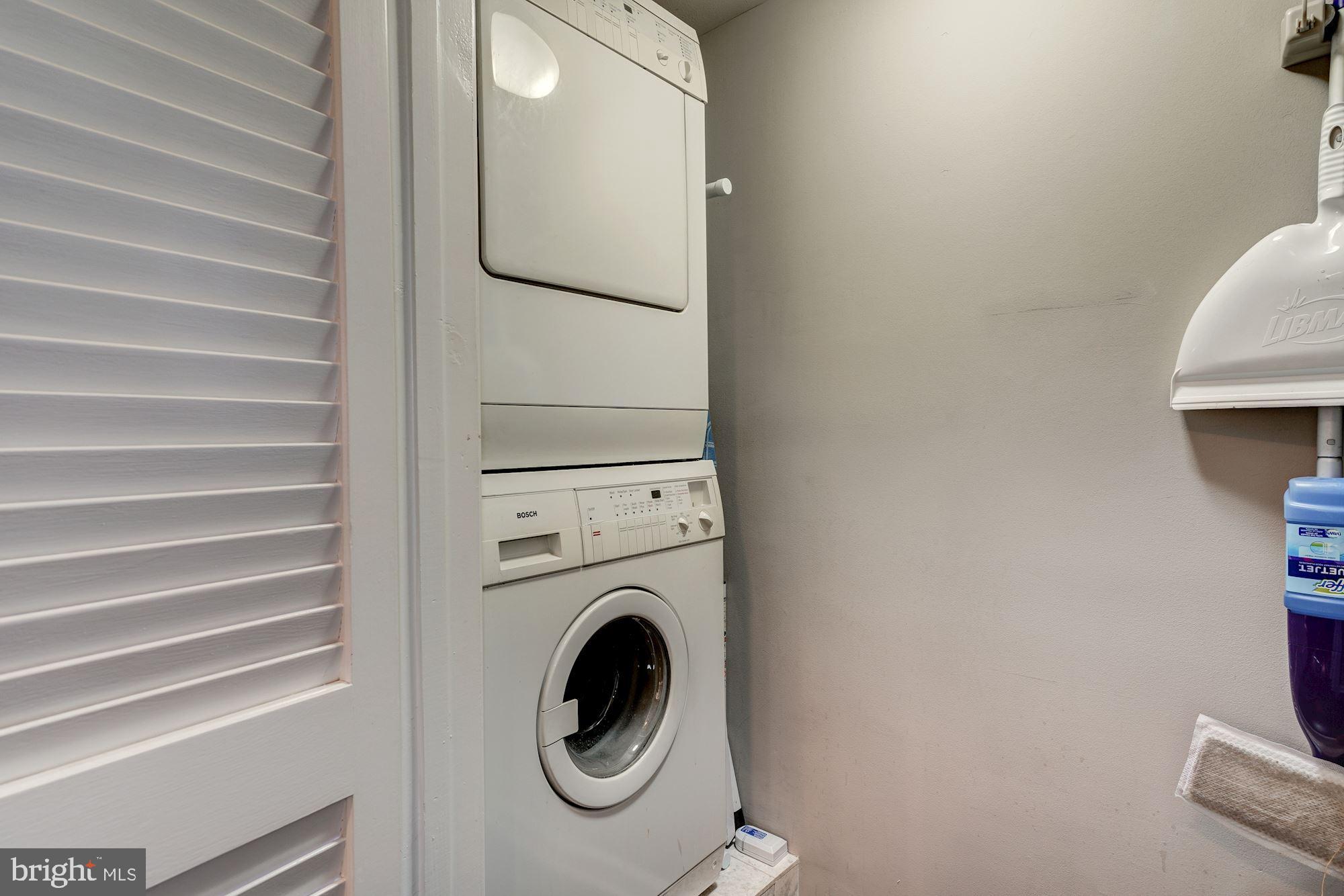 THE REPRESENTATIVE - Residential Lease