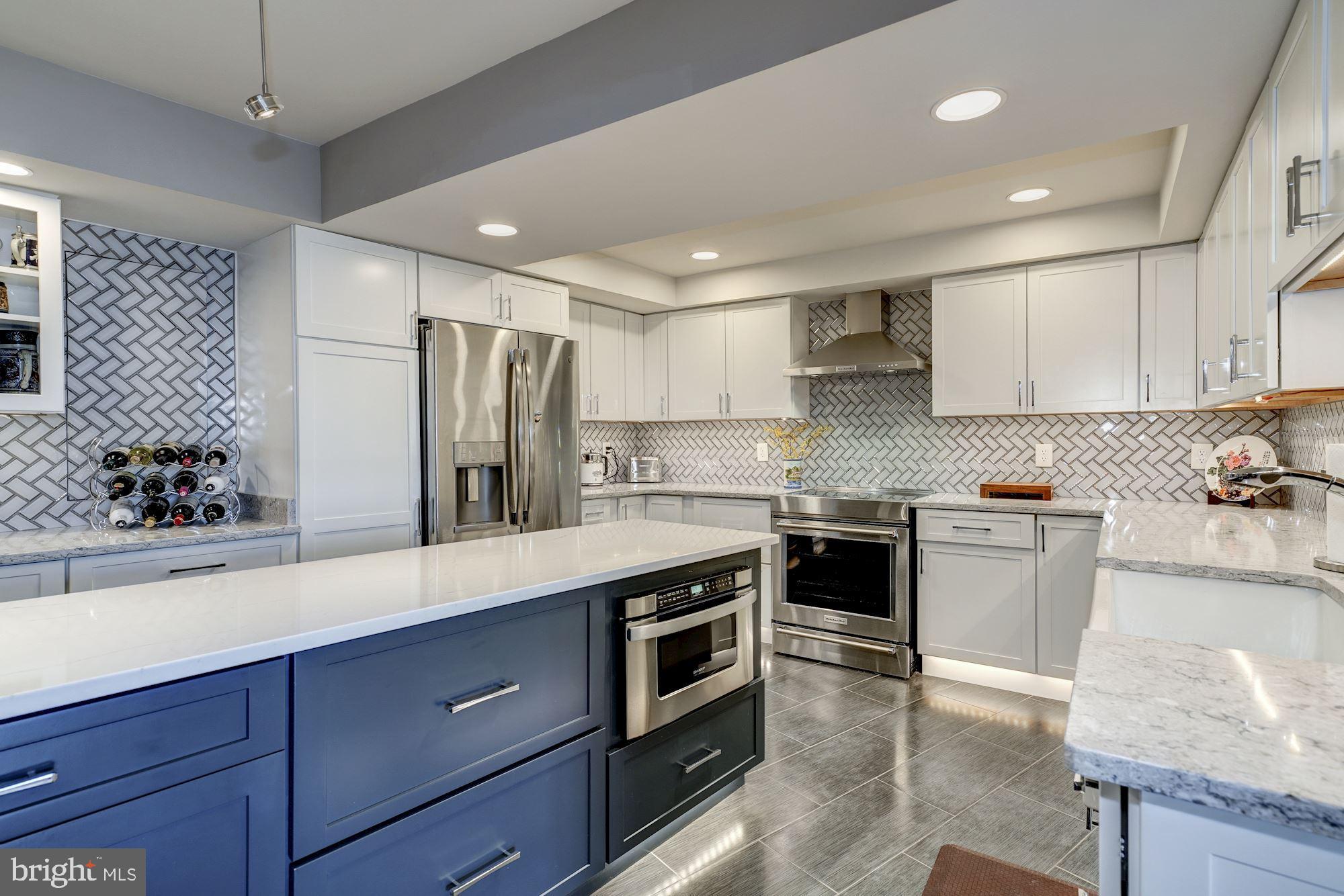 THE REPRESENTATIVE - Residential Lease