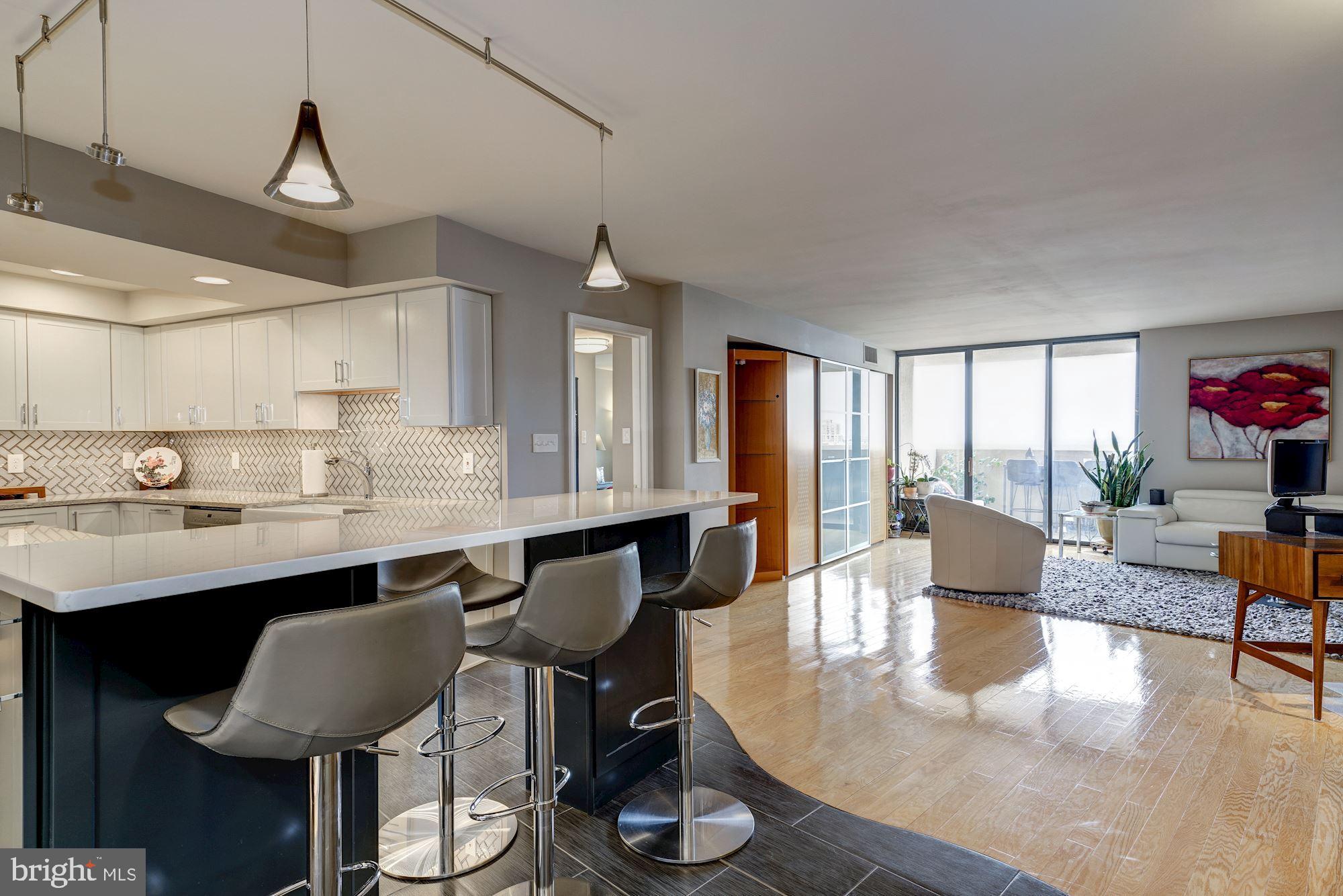 THE REPRESENTATIVE - Residential Lease