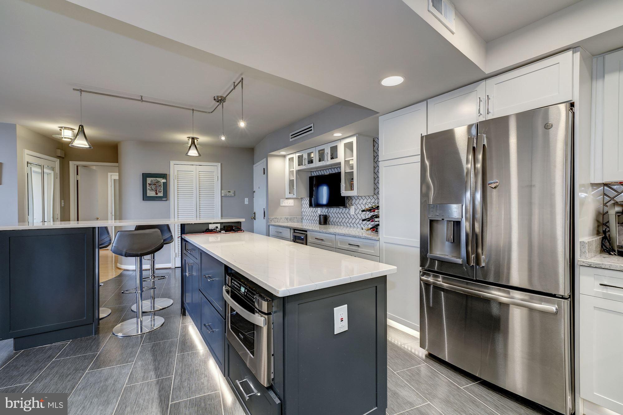 THE REPRESENTATIVE - Residential Lease