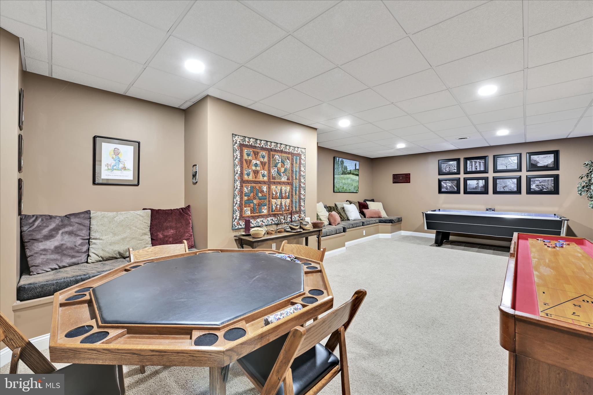 VILLAS AT BENT CREEK - Residential