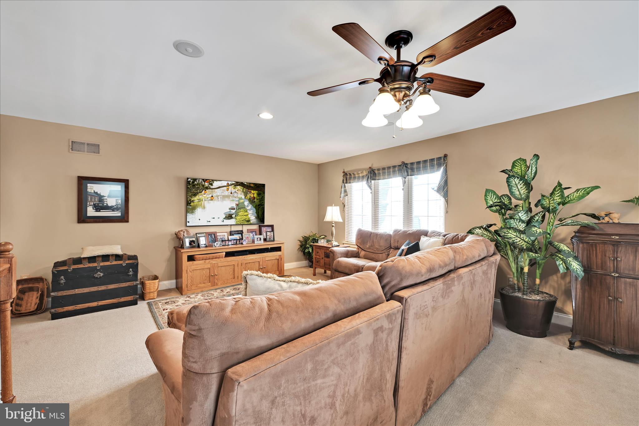 VILLAS AT BENT CREEK - Residential