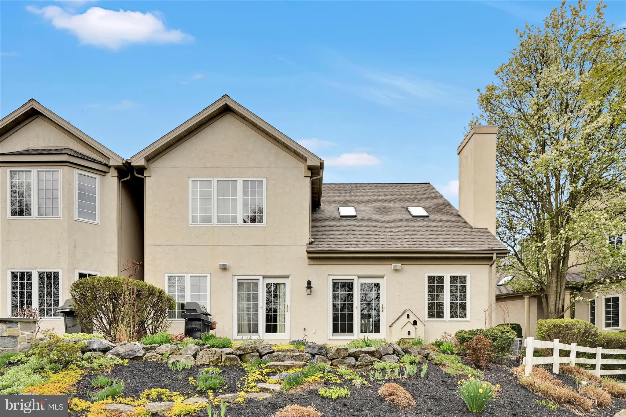 VILLAS AT BENT CREEK - Residential