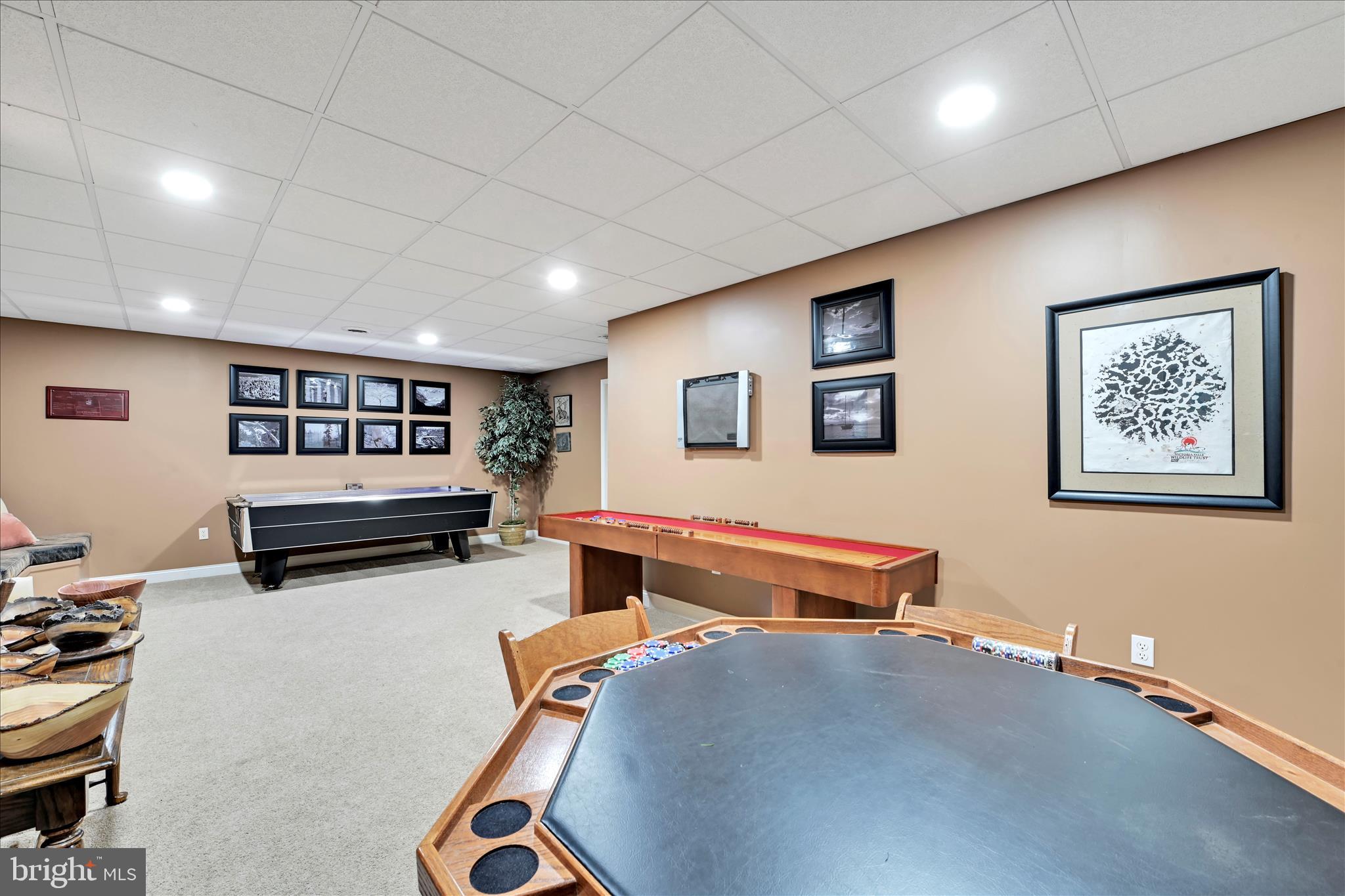 VILLAS AT BENT CREEK - Residential