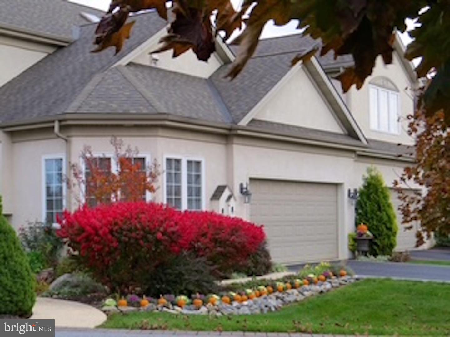 VILLAS AT BENT CREEK - Residential