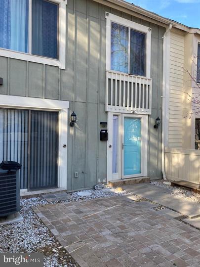 CLUBSIDE - Residential Lease