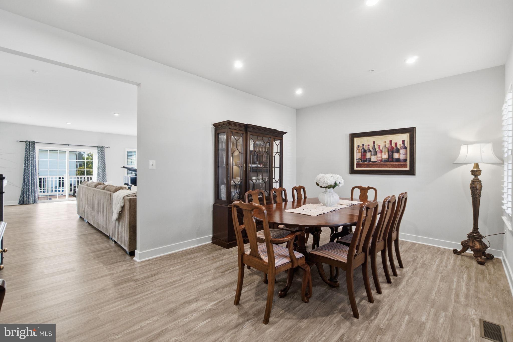4855 RAILWAY CIRCLE