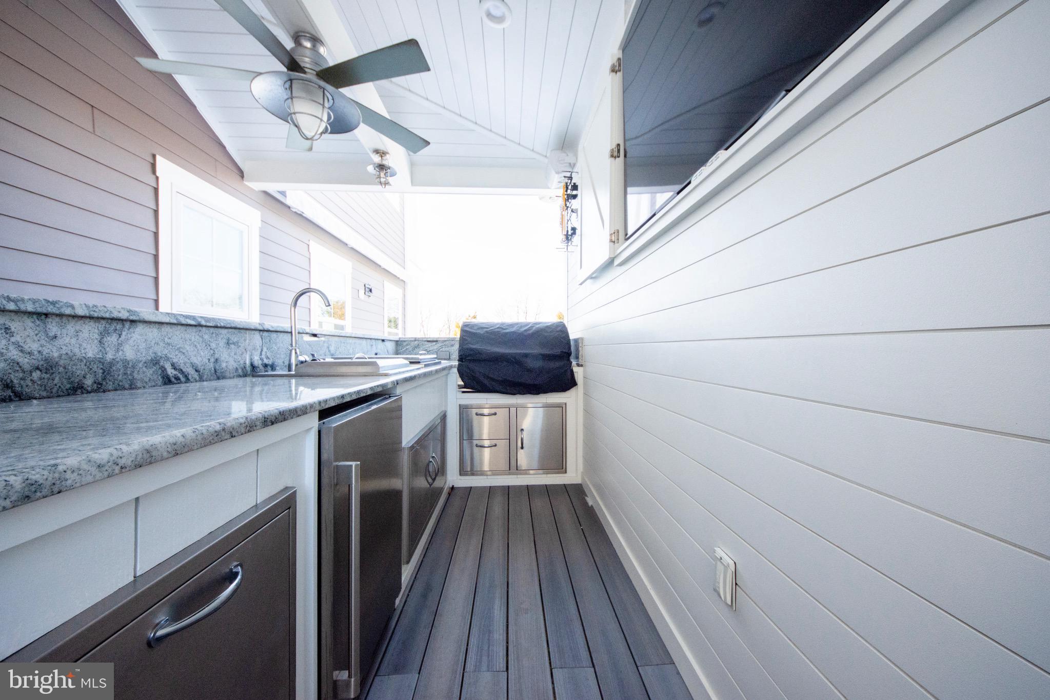 GIBSONS GRANT - Residential