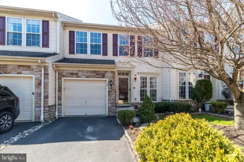 82 Brookview Lane, Pottstown, PA 19464 - MLS#: PAMC2175250