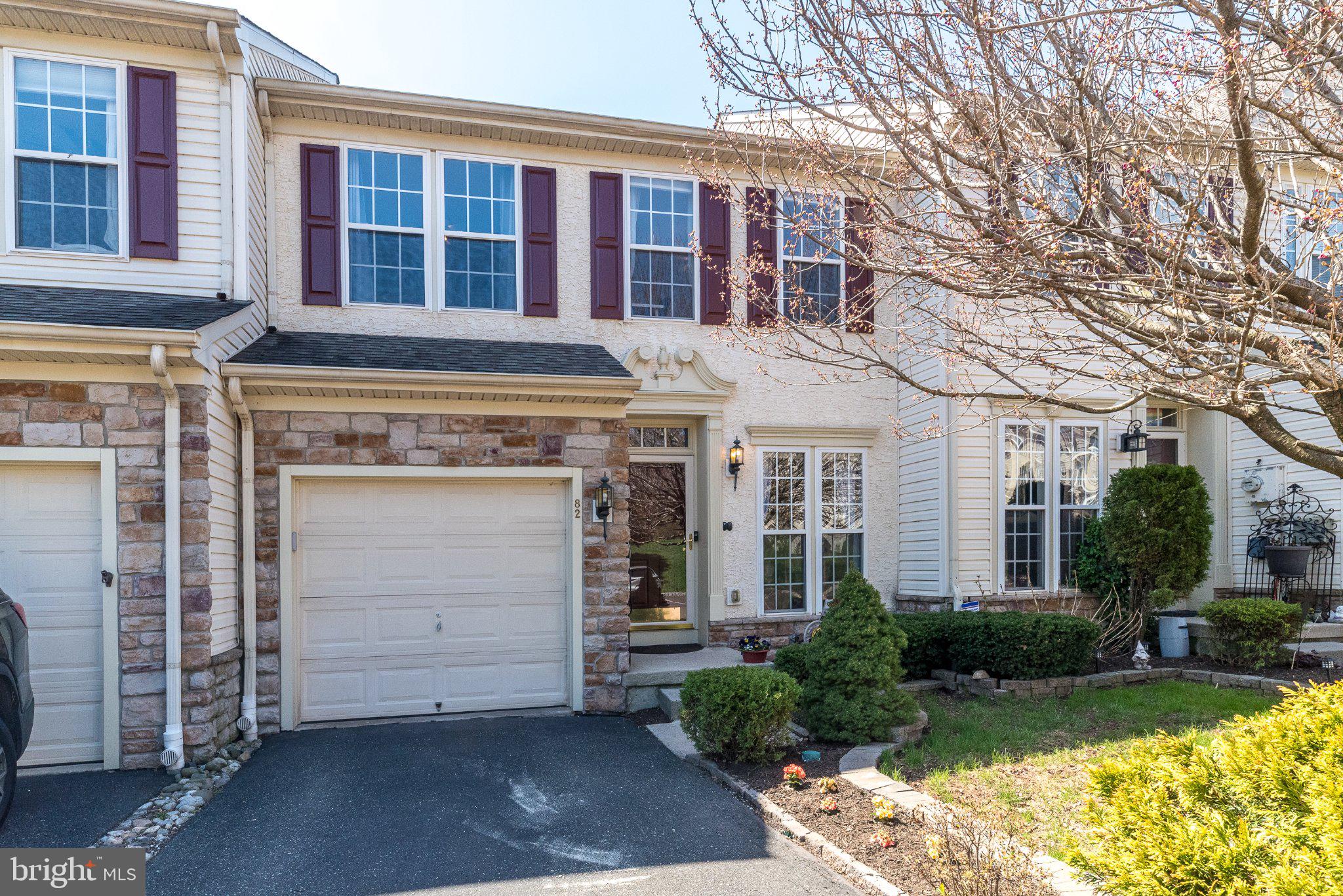 SUNNYBROOK - Residential