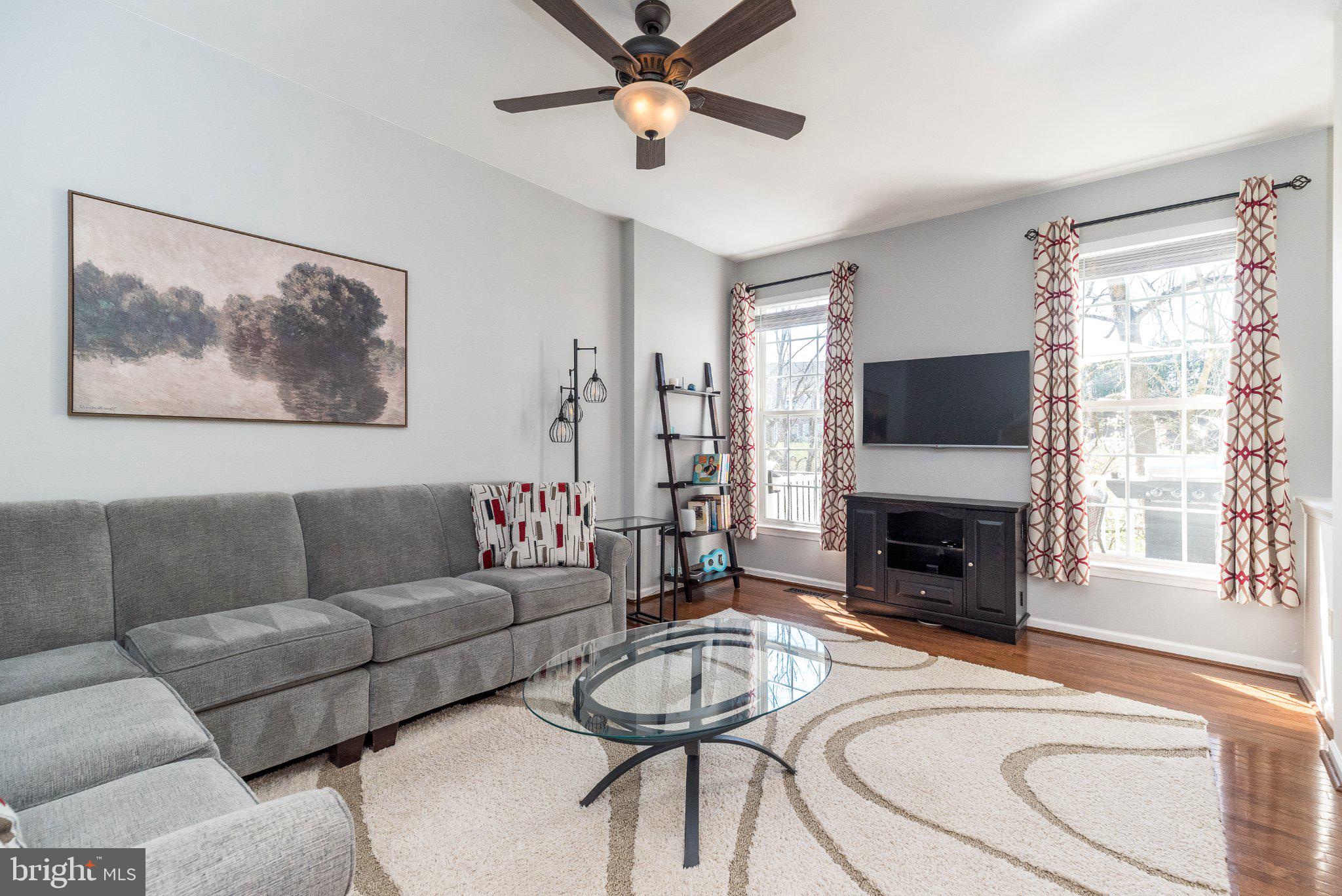 SUNNYBROOK - Residential