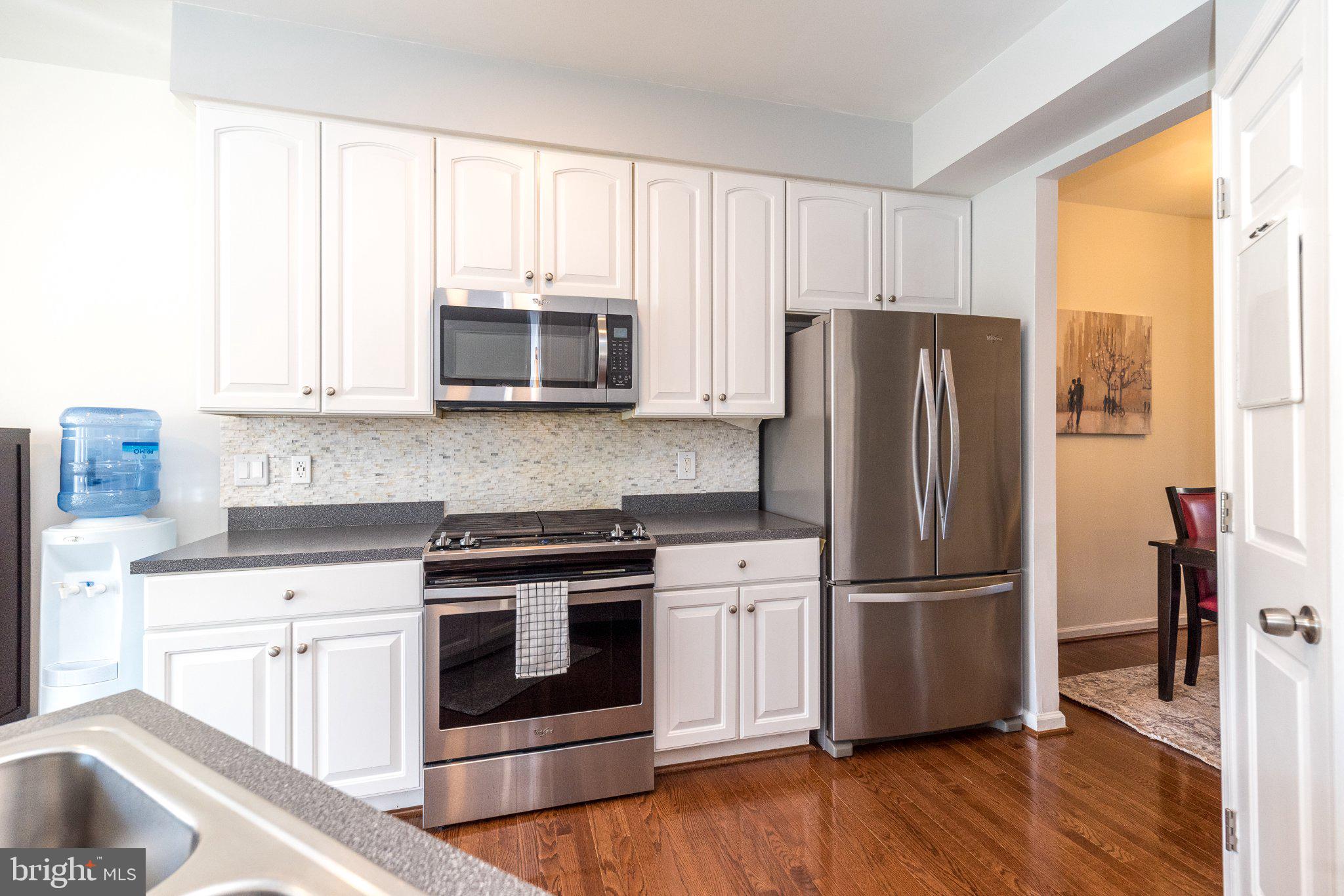 SUNNYBROOK - Residential