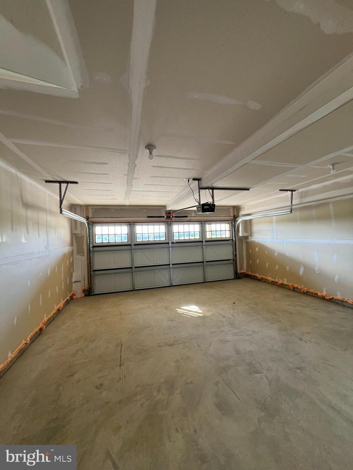 MILL BRANCH CROSSING - Residential Lease